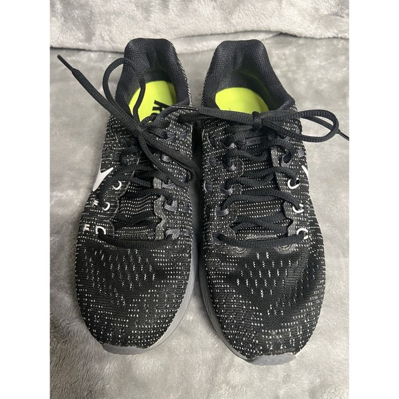Nike Shoes - Nike Air Zoom Structure 19 Men's Running Sneaker Black/White/Gray 806584-001